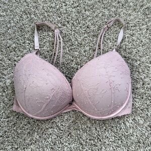 Victoria's Secret Very Sexy Push Up Bra in Pink Size 32DD